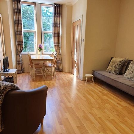 Cosy And Modern Apartment In Central Edimburgo Exterior foto