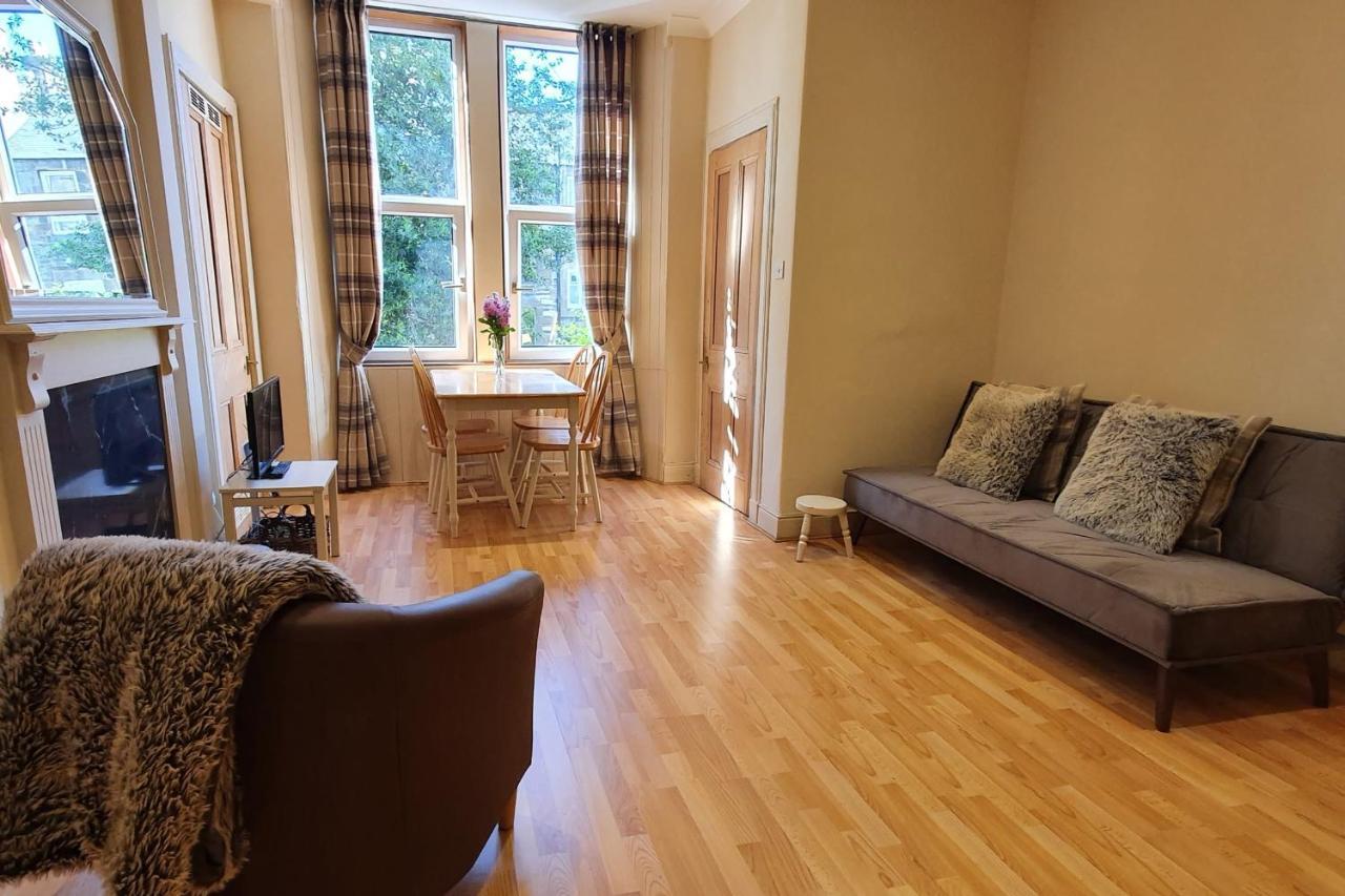 Cosy And Modern Apartment In Central Edimburgo Exterior foto